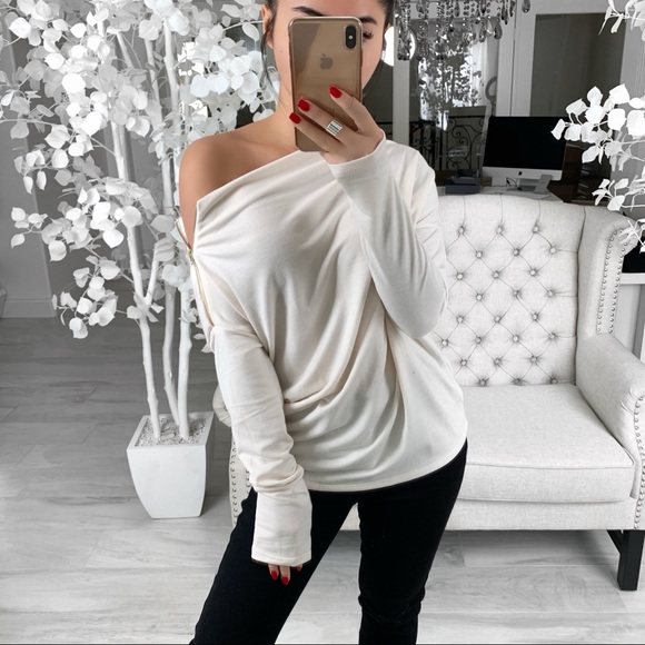 🏷SALE—LUCILLE— in Cream - Picture 3 of 6